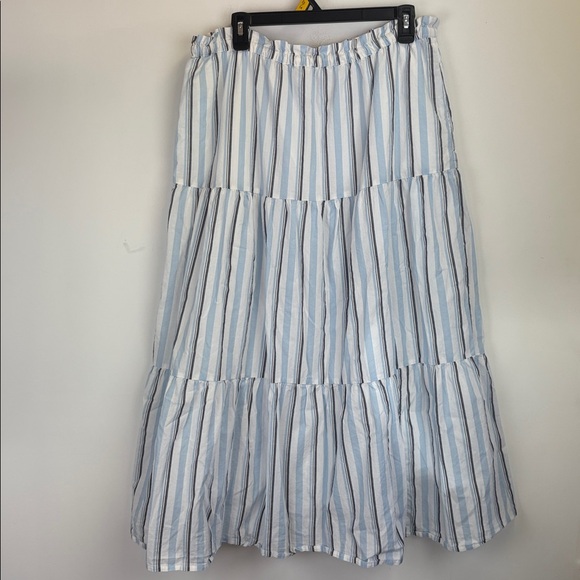 J Crew Tiered Blue, White, gray Striped Skirt Size Large - Picture 7 of 9